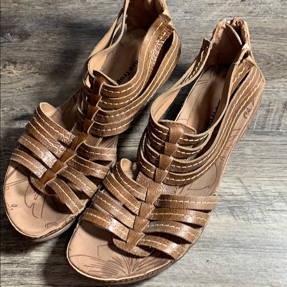 baretraps corra sandals